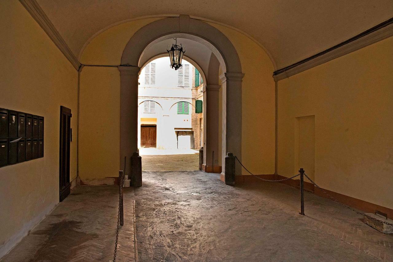 Stilmoderno Nice Apartment In Siena'S Historic Center, Just Steps From Piazza Del Campo Extérieur photo